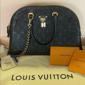Authentic Sold Out Louis Vuitton